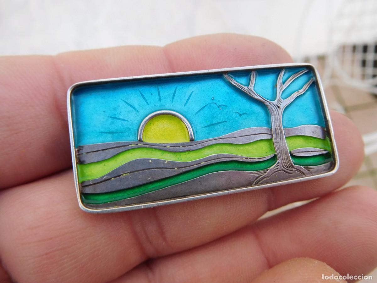 Joyeria: Broche antiguo de plata y esmalte - Foto 3