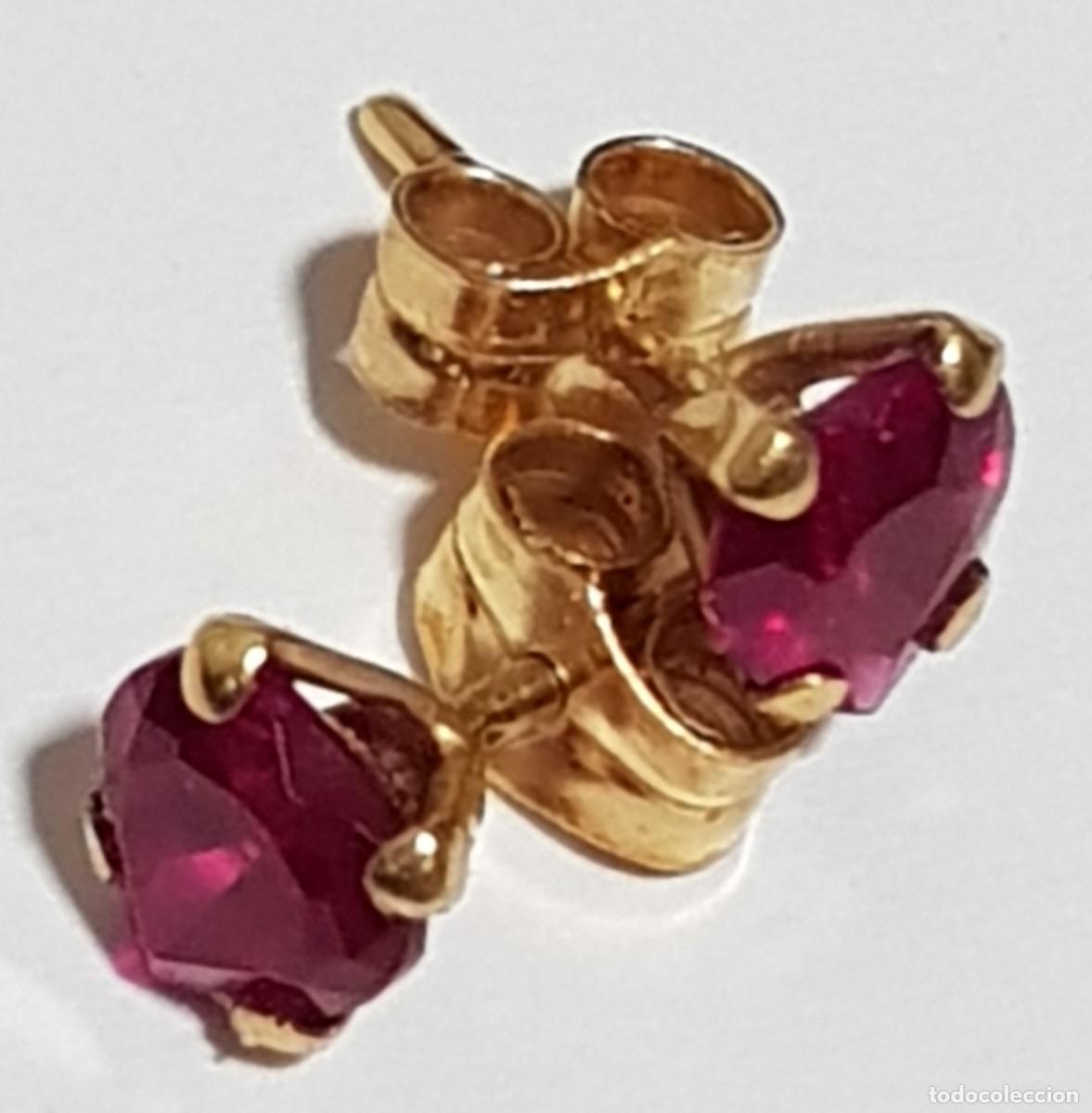 Joyeria: Pendientes de oro 18 quilates con rub&iacute; sint&eacute;tico en forma de coraz&oacute;n - Foto 3