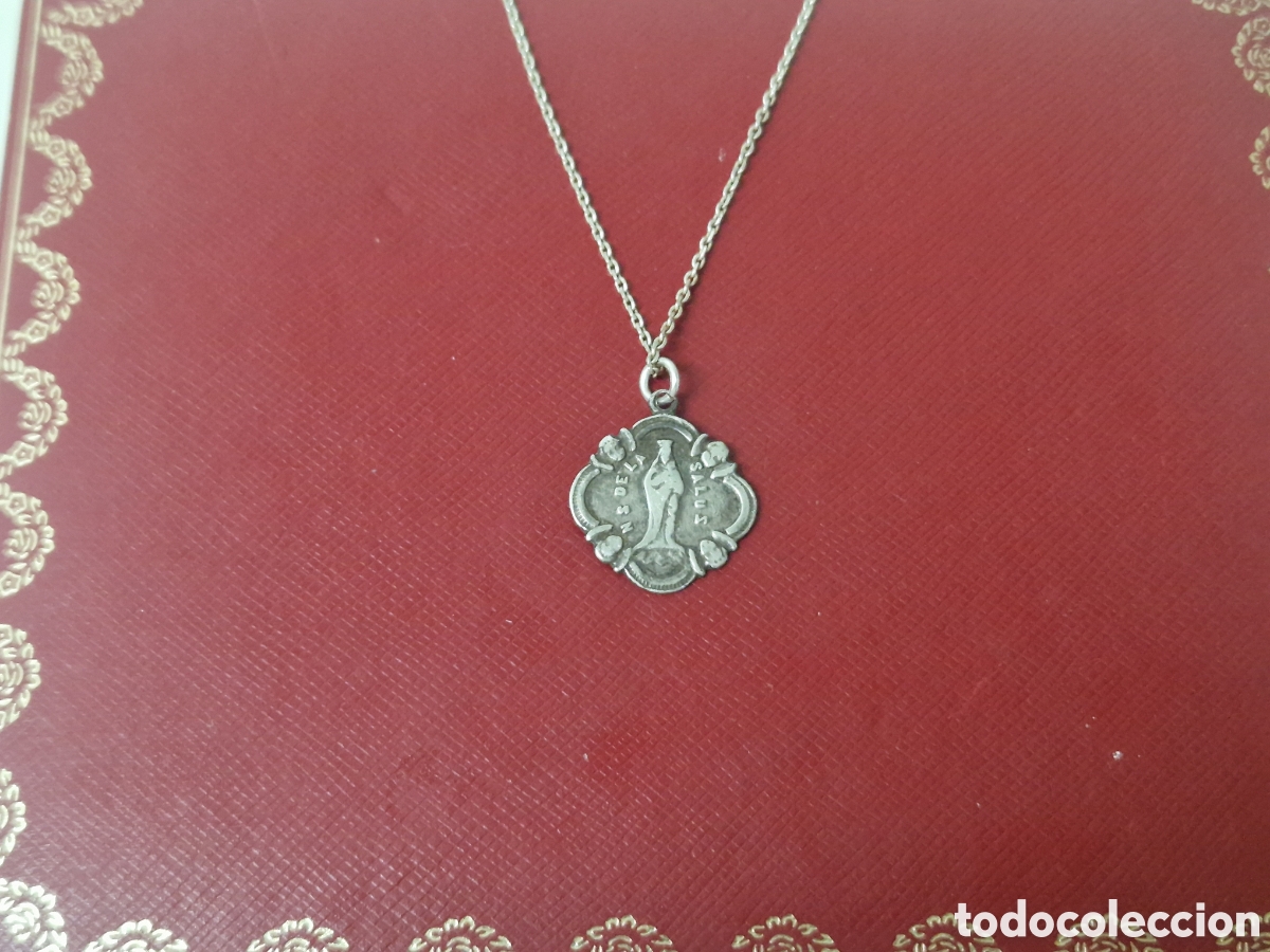 Joyeria: VIRGEN N.S DE SALUS CON CADENA EN PLATA DE LEY - Foto 2