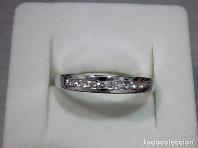 Joyeria: anillo oro blanco 18 kts y diamantes - Foto 1