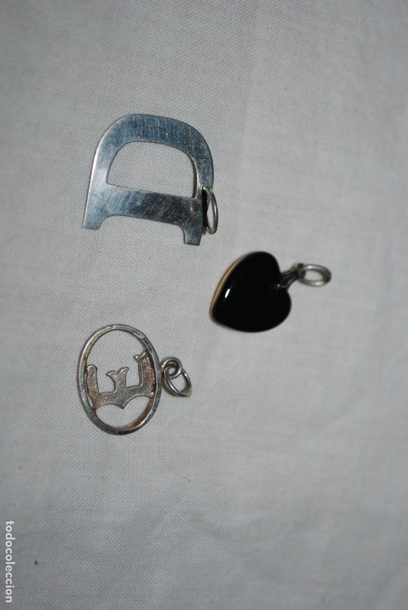 Joyeria: COLGANTES DE PLATA LOTE DE TRES . - Foto 2
