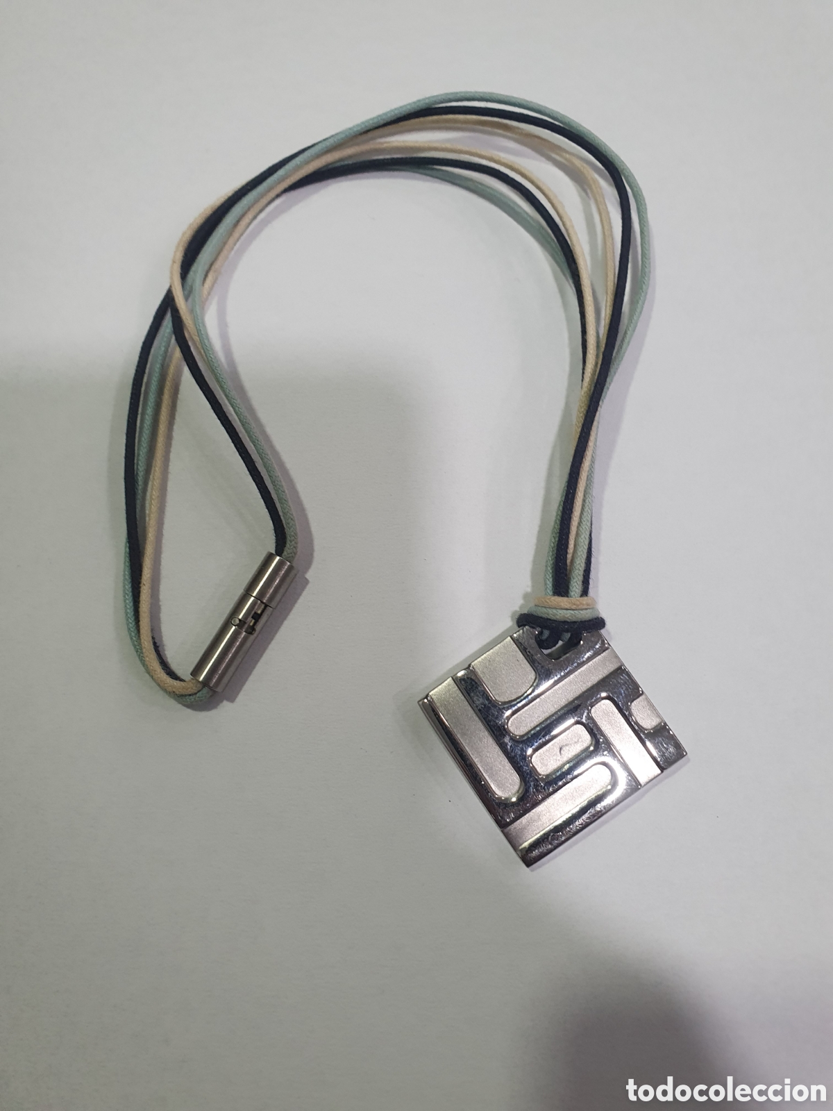 Joyeria: Colgante de acero Viceroy. (L46) - Foto 1