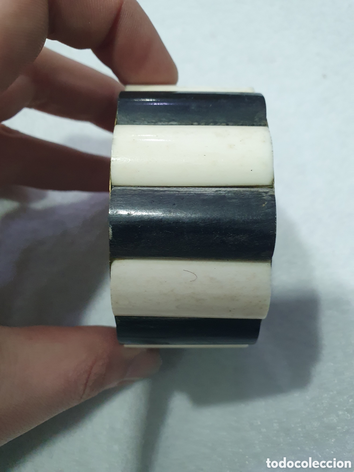 Joyeria: Bonito brazalete en madera y lat&oacute;n. (L70) - Foto 4