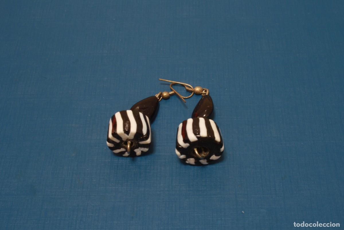 Joyeria: PENDIENTES VINTAGE, CILINDROS EN BLANCO Y NEGRO - Foto 1