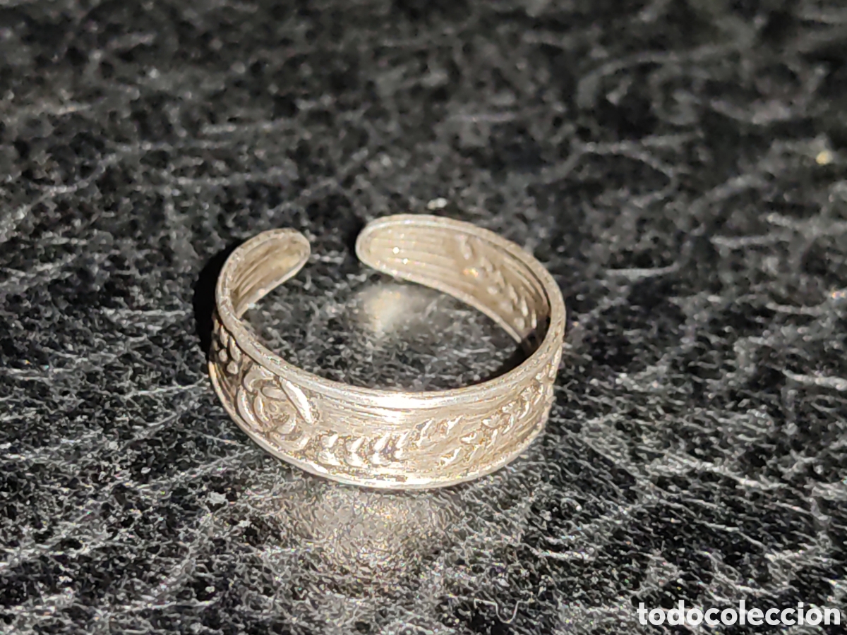 Joyeria: Anillo modernista repujado de plata. - Foto 4