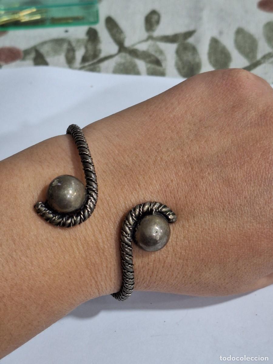 Joyeria: Antigua pulsera de plata . No lleva el sello . - Foto 1