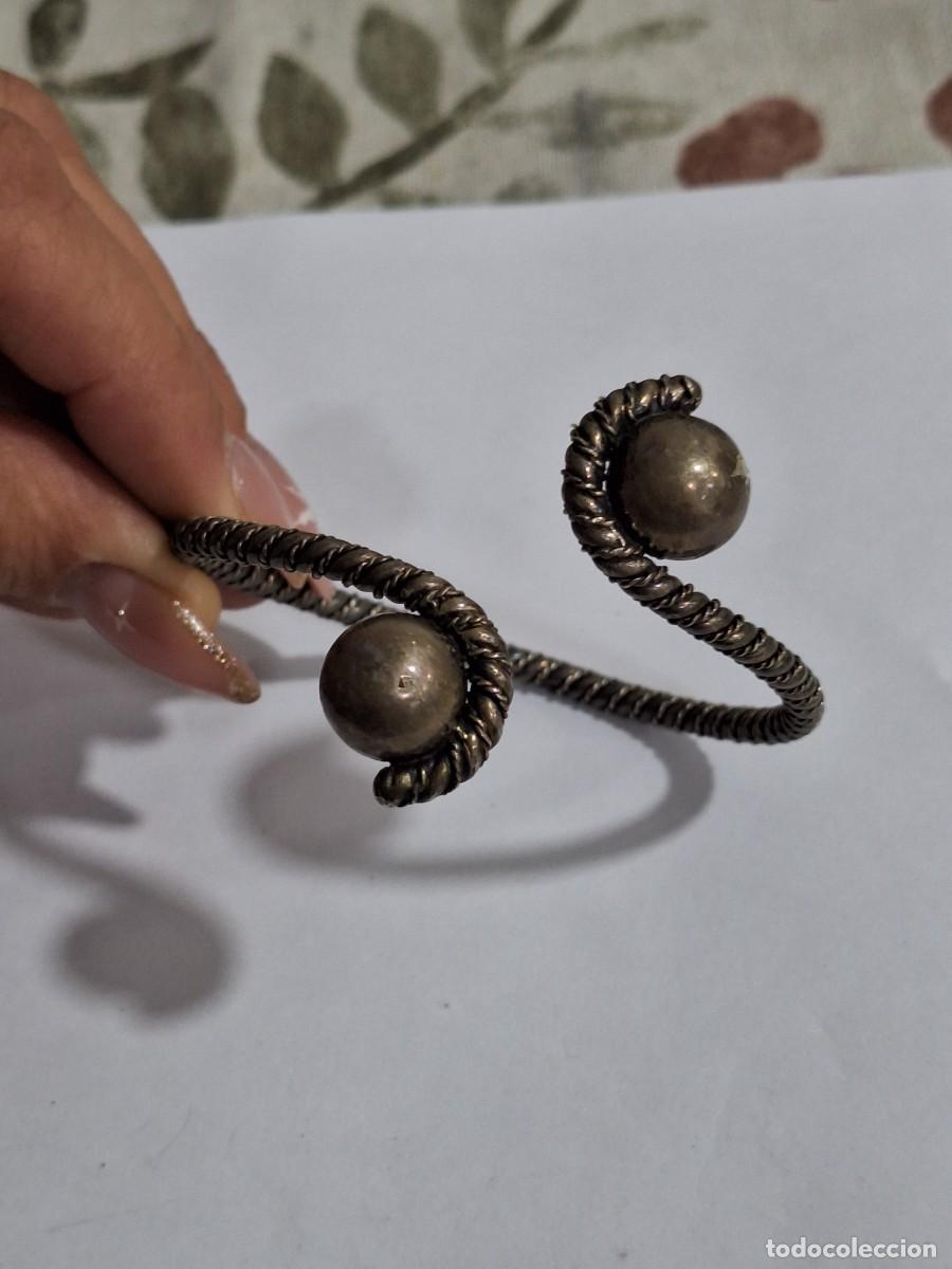 Joyeria: Antigua pulsera de plata . No lleva el sello . - Foto 4