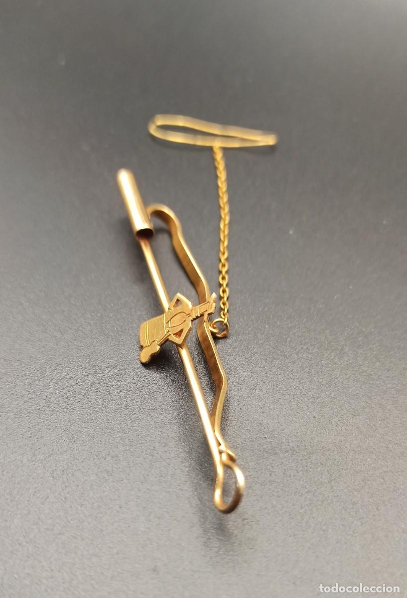 Joyeria: Alfiler Corbata Tio Pepe. Oro 18K - Foto 2