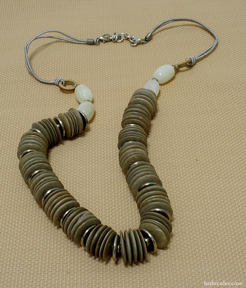 Joyeria: COLLAR VINTAGE, BOLAS VETEADAS Y C&Iacute;RCULOS PERFORADOS - Foto 1