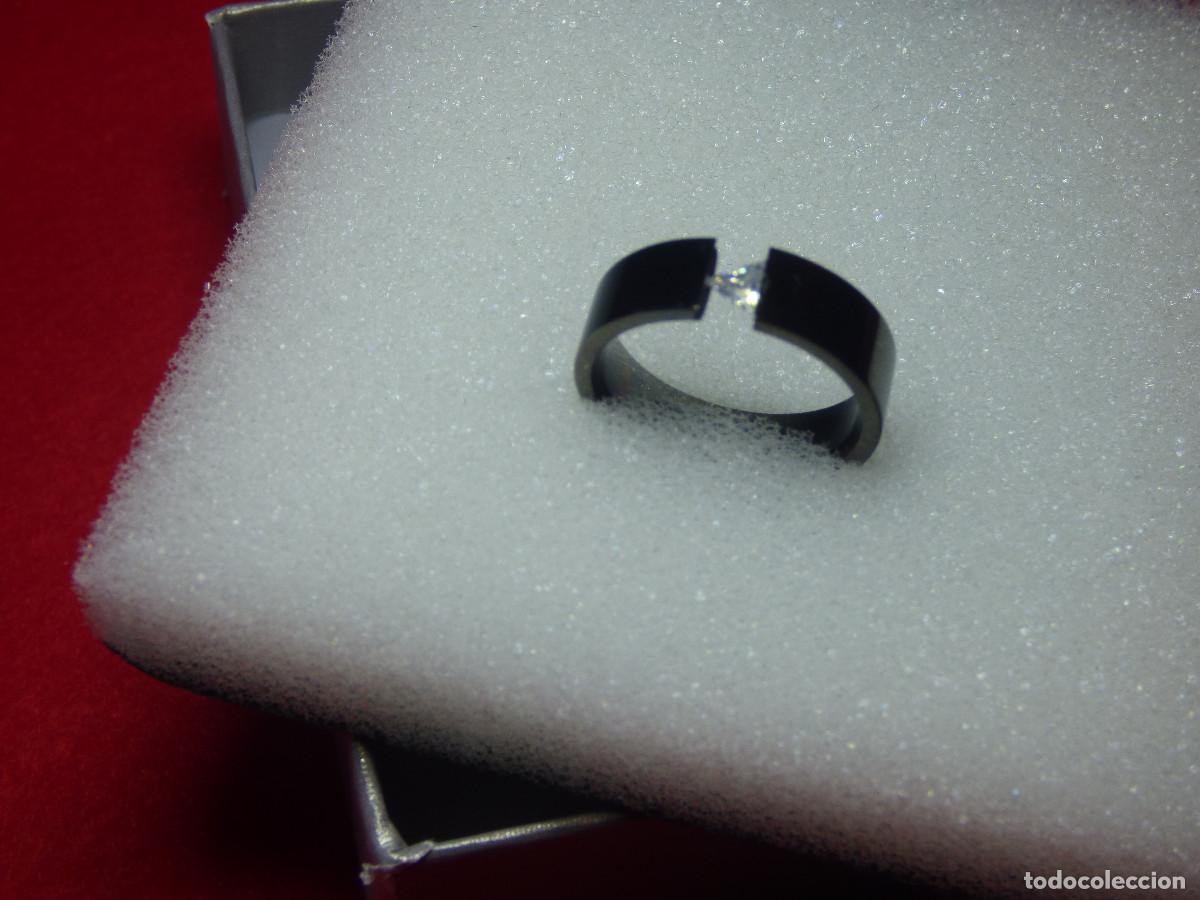 Joyeria: Anillo acero,con circonita. - Foto 1