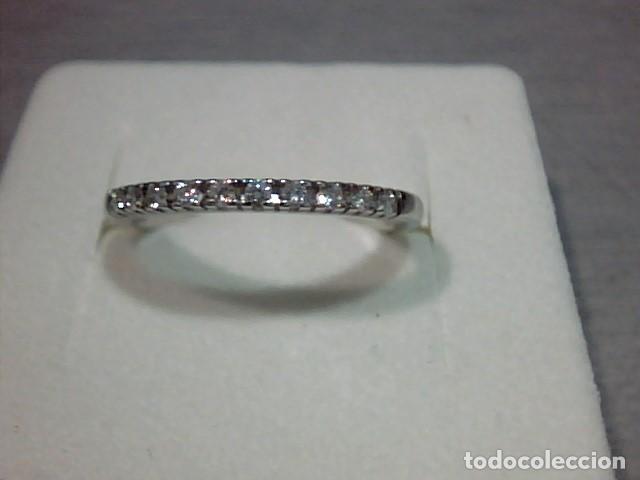 Joyeria: anillo oro blanco 18 kts y diamantes - Foto 3