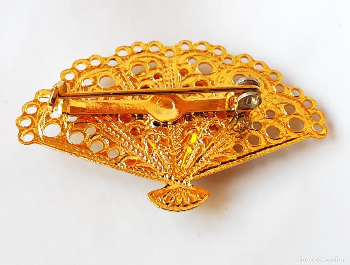 Joyeria: ALFILER RELIGIOSO FORMA DE ABANICO Y MEDALLA - Foto 6