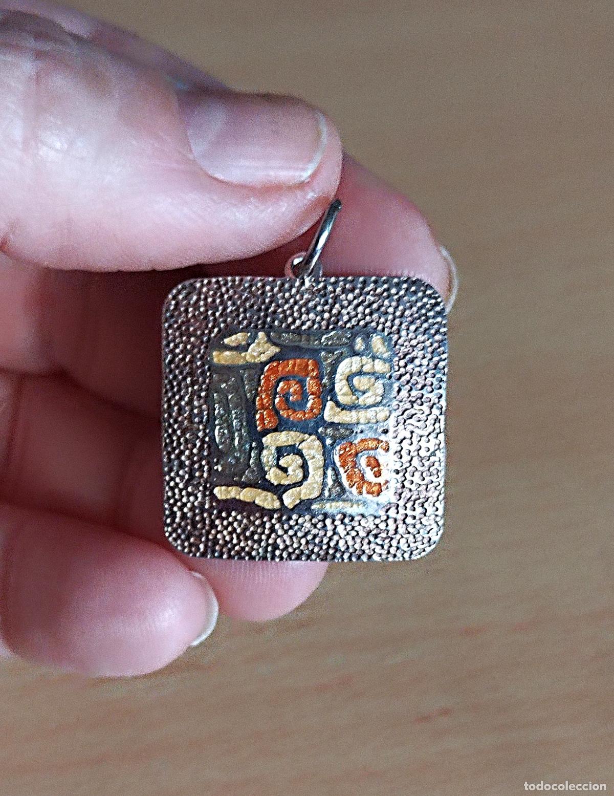 Joyeria: Colgante, plata de ley contrastada, con dibujos. - Foto 3