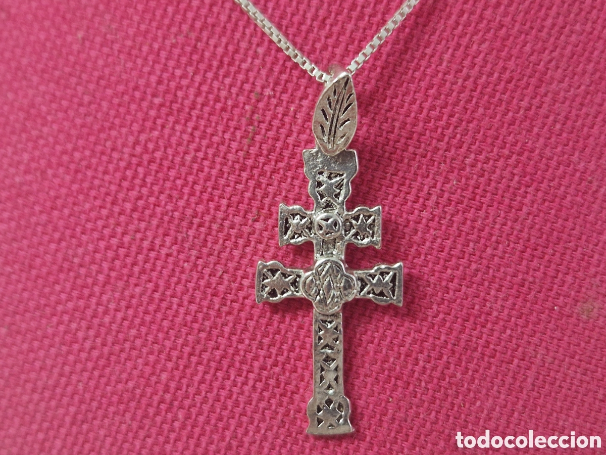 Joyeria: CRUZ Y CADENA EN PLATA DE LEY - Foto 1