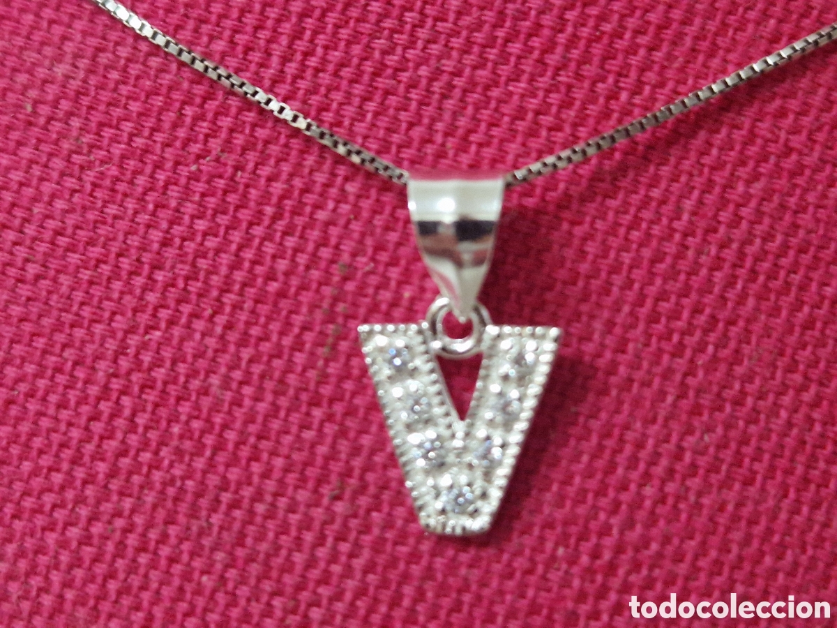 Joyeria: COLGANTE PLATA Y CIRCONITSS LETRA V CON CADENA - Foto 2