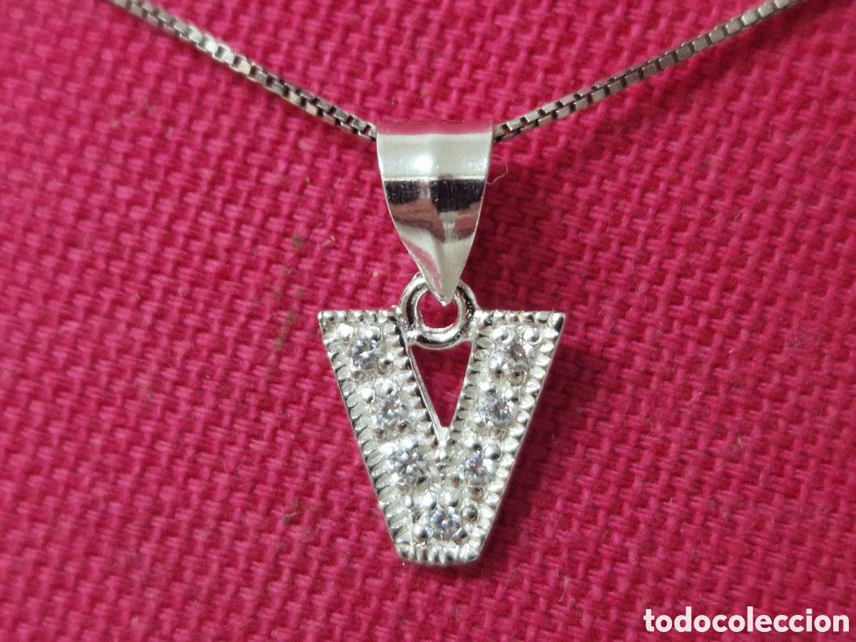 Joyeria: COLGANTE PLATA Y CIRCONITSS LETRA V CON CADENA - Foto 3