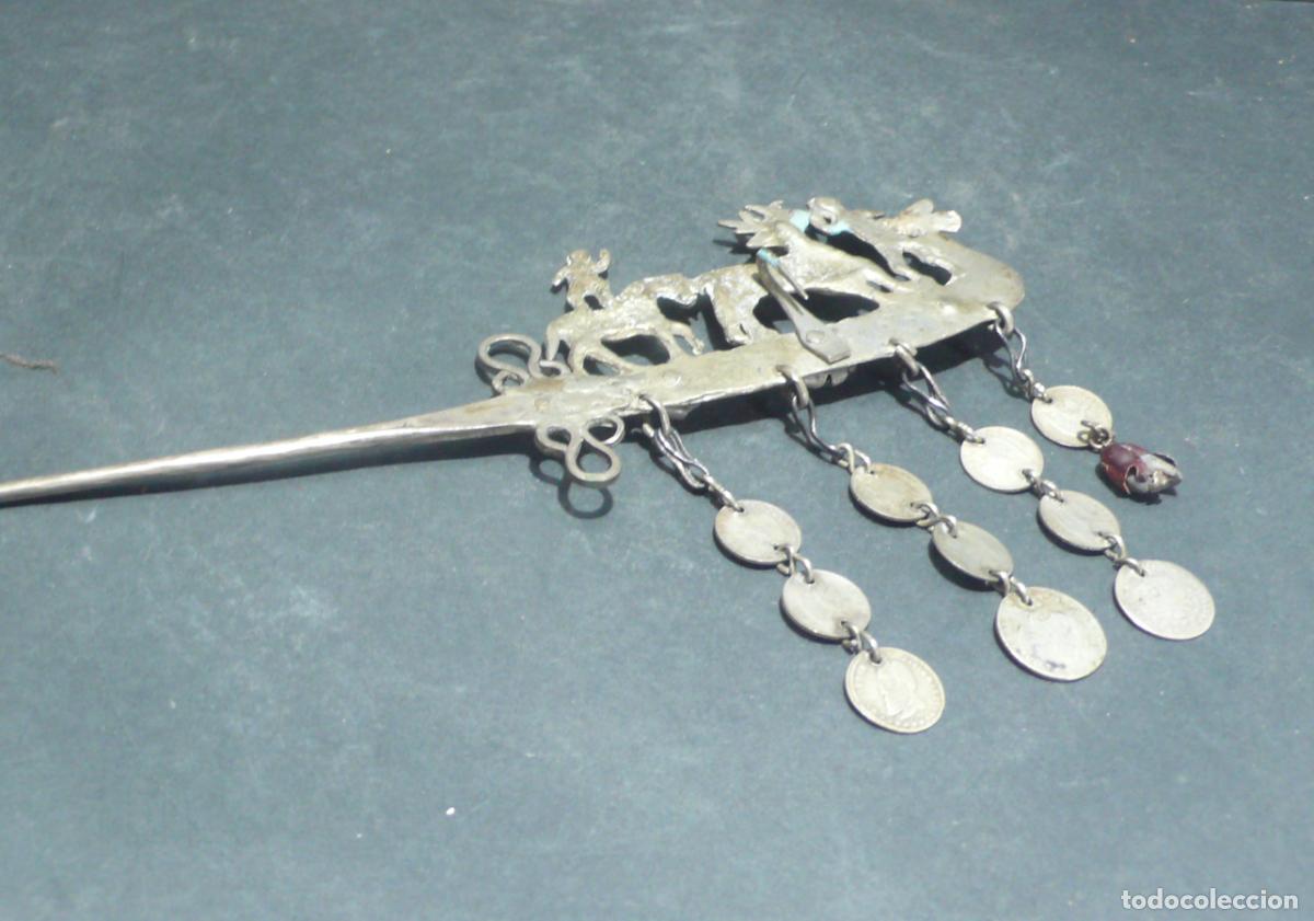Joyeria: BROCHE EN METAL Y PIEDRAS - Foto 4