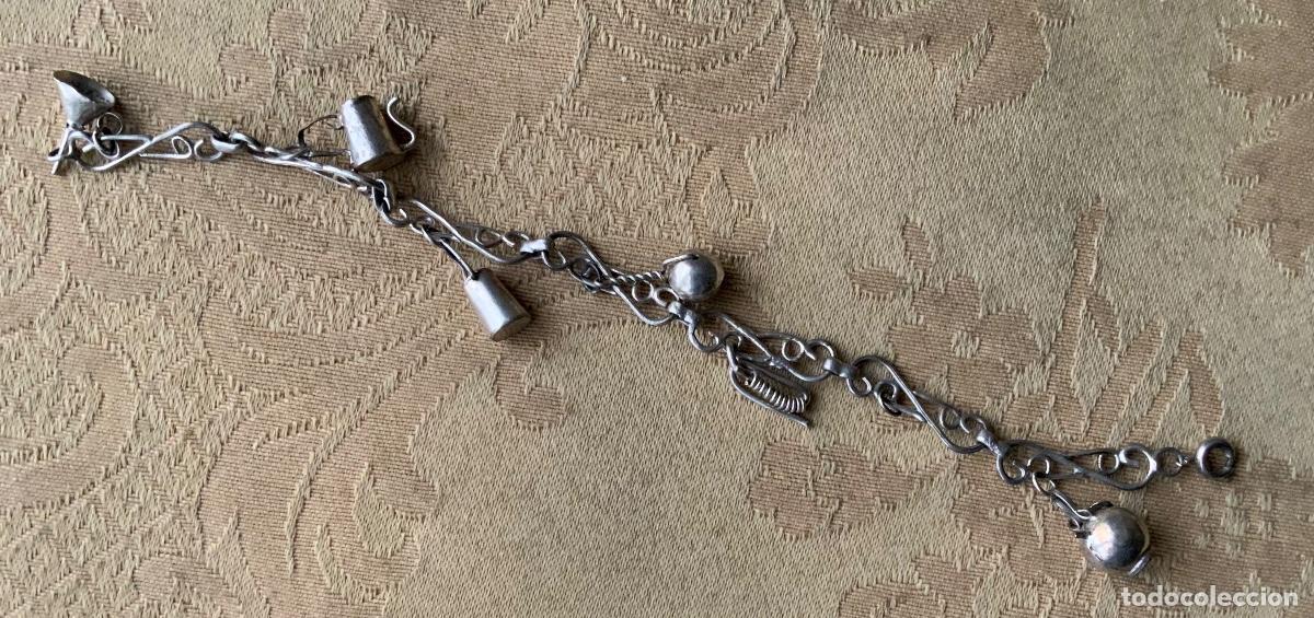 Joyeria: ANTIGUA PULSERA DE PLATA CON COLGANTES - Foto 11