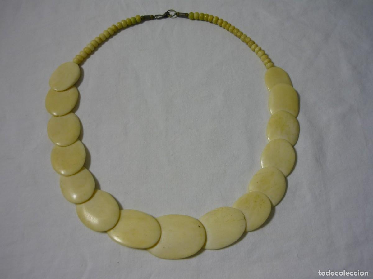 Joyeria: Collar de cuentas planas talladas en hueso - Foto 2