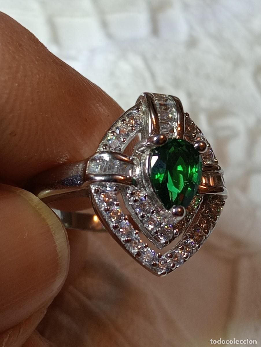 Joyeria: ANILLO DE ESMERALDA, TOPACIOS Y PLATA MACIZA (SIN USAR) - Foto 2