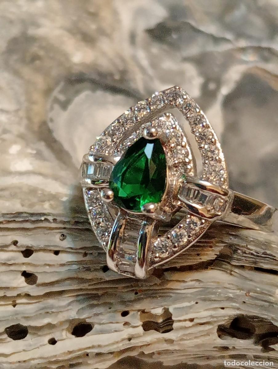 Joyeria: ANILLO DE ESMERALDA, TOPACIOS Y PLATA MACIZA (SIN USAR) - Foto 4