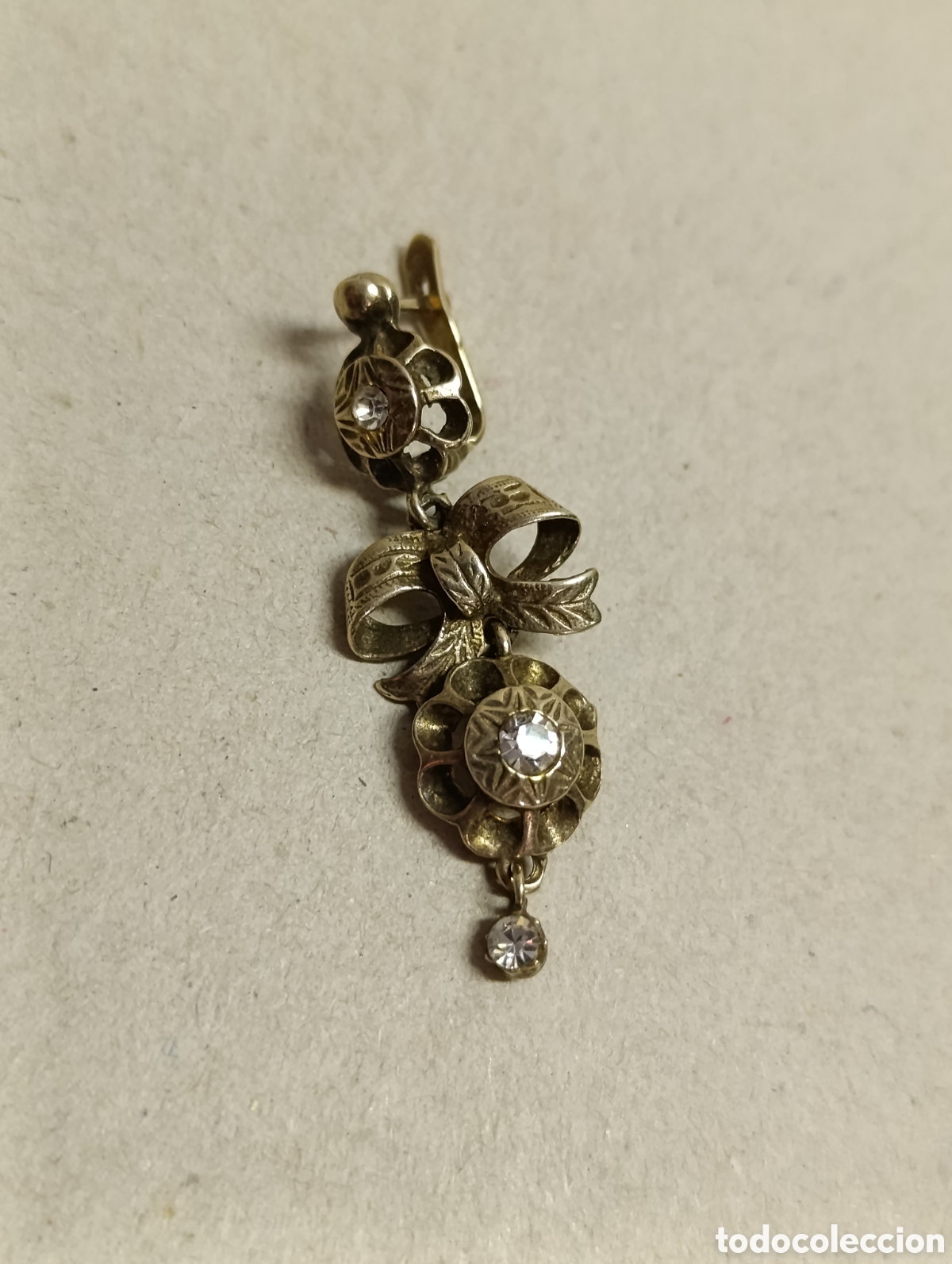 Joyeria: PENDIENTE ANTIGUO DE PLATA DORADA. - Foto 2
