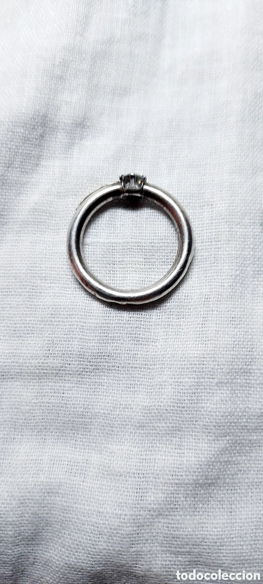 Joyeria: BONITO ANILLO DE PLATA CON CRISTAL - Foto 2