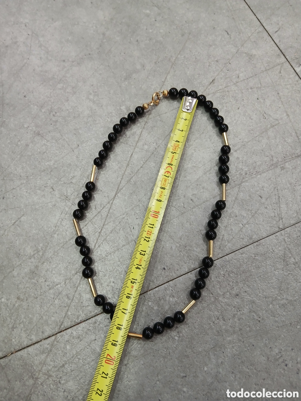 Joyeria: Gargantilla dorada y negra. (L118) - Foto 2
