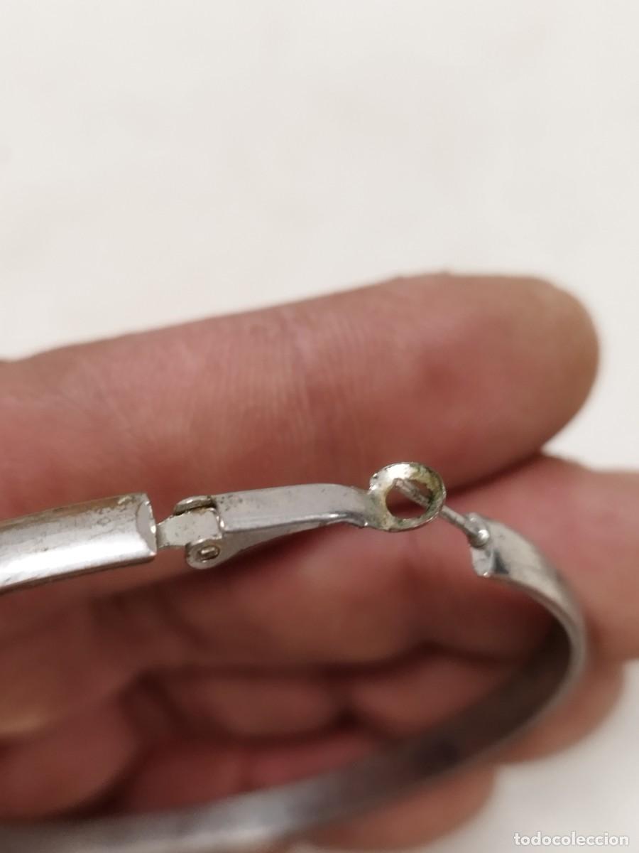 Joyeria: Antiguo pendiente, gran aro plateado. - Foto 3