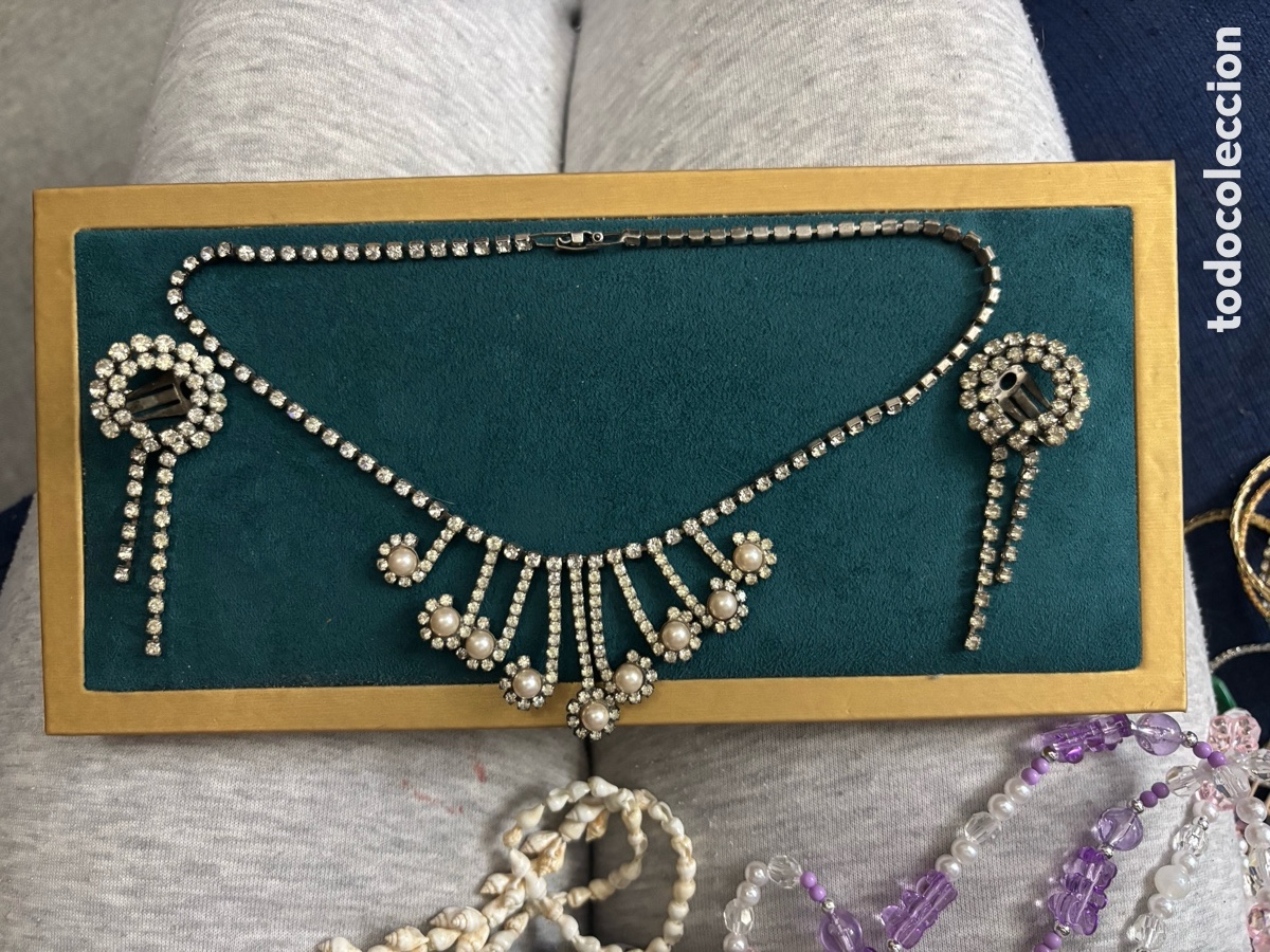 Joyeria: Conjunto de gargantilla y pendientes de bisuter&iacute;a - Foto 1