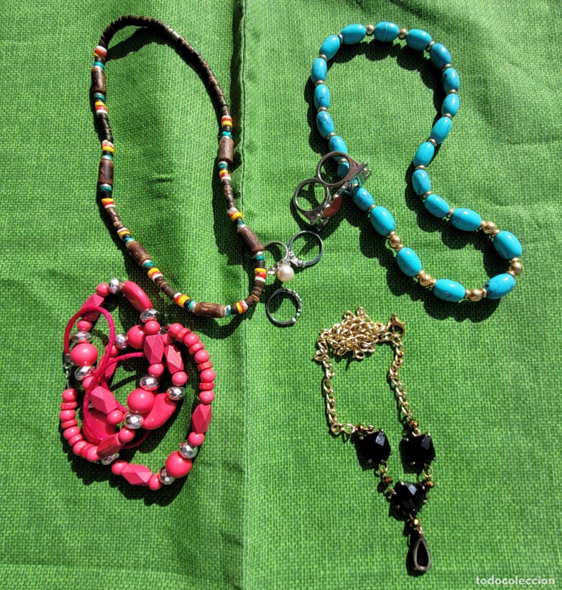 Joyeria: Lote de joyas de metal, vidrio y pl&aacute;stico. - Foto 1