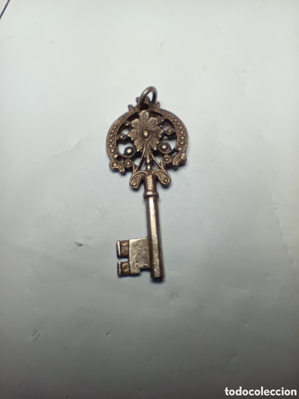 Joyeria: ANTIGUO COLGANTE DE LLAVE,PLATA - Foto 1