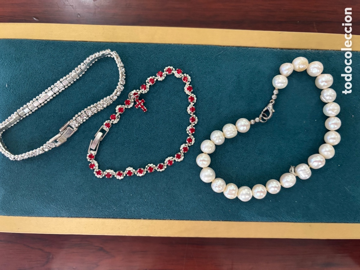 Joyeria: Lote de tres pulseras de bisuter&iacute;a - Foto 1