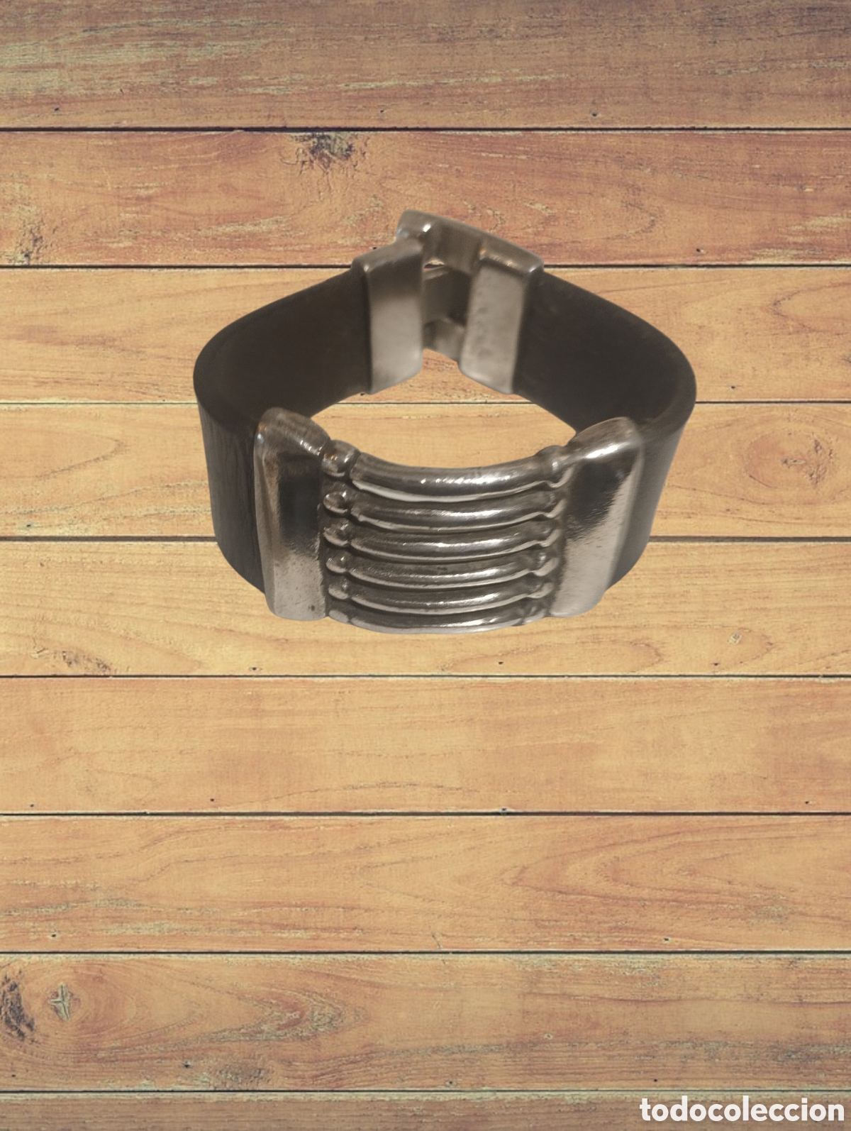Joyeria: Pulsera Plateada y cuero de la marca Uno de 50. - Foto 3