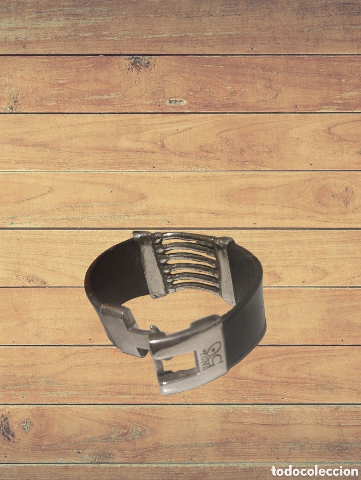 Joyeria: Pulsera Plateada y cuero de la marca Uno de 50. - Foto 5