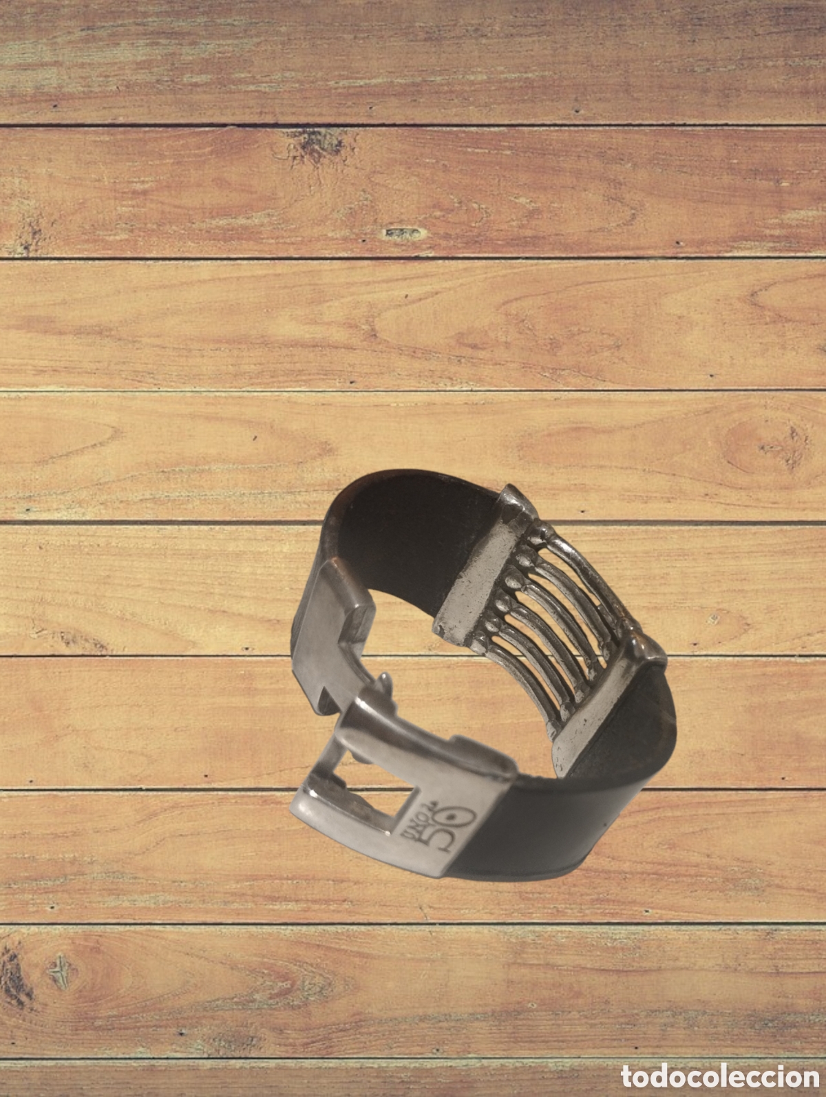 Joyeria: Pulsera Plateada y cuero de la marca Uno de 50. - Foto 6