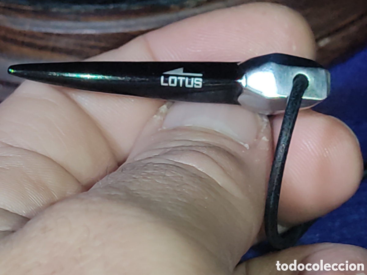 Joyeria: Colgante Colmillo Lotus con cord&oacute;n de caucho. - Foto 1