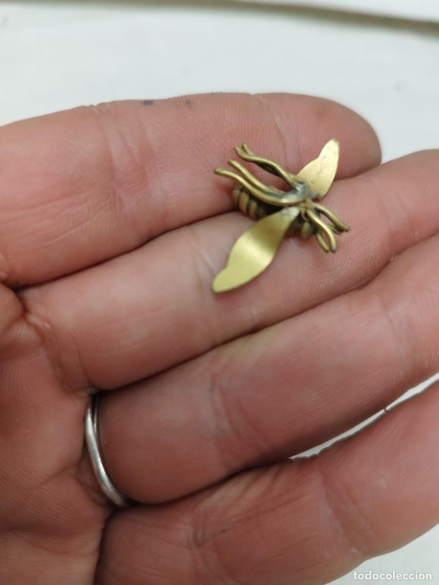 Joyeria: Antiguo abeja de broche, en bronce o laton. - Foto 2