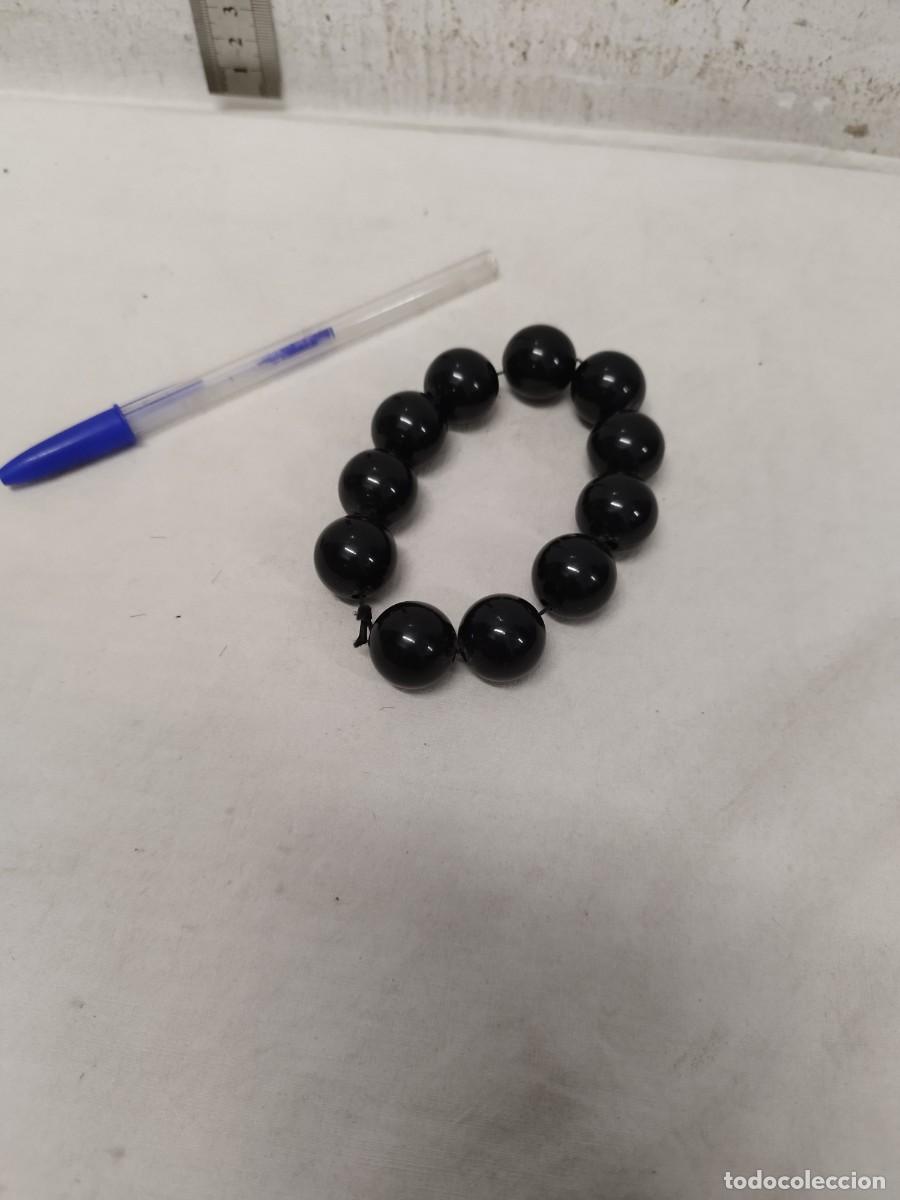 Joyeria: Antigua pulsera de grandes bolas. - Foto 1