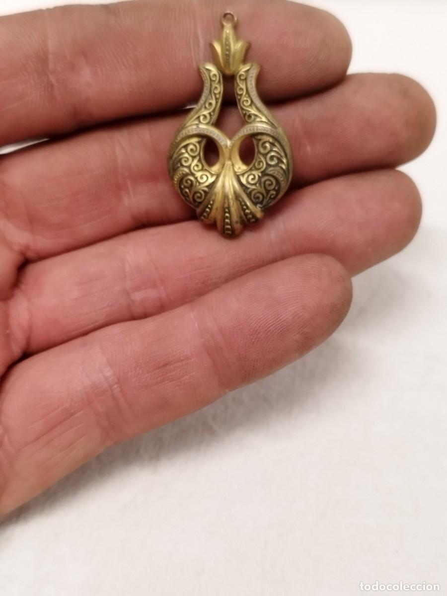 Joyeria: Antiguo colgante, a identificar.. - Foto 1