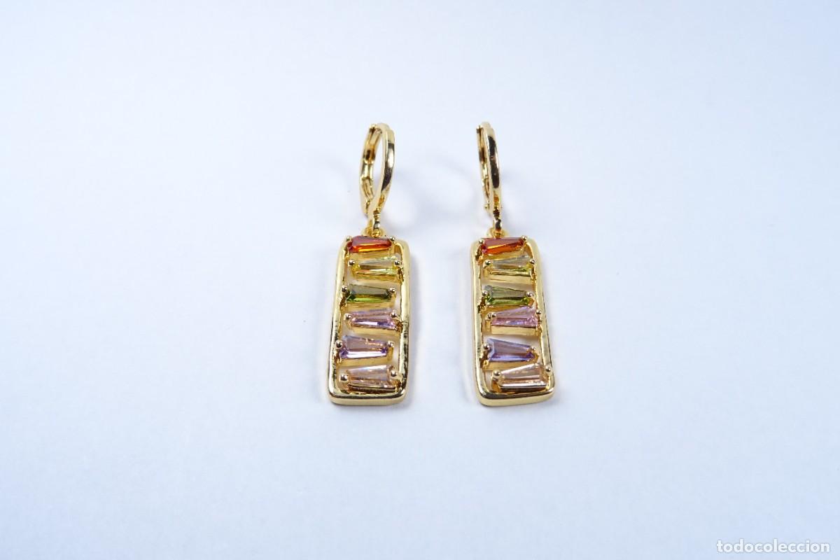 Joyeria: PENDIENTES LARGOS EN ORO DE 14K CON PIEDRAS MULTICOLOR - Foto 5