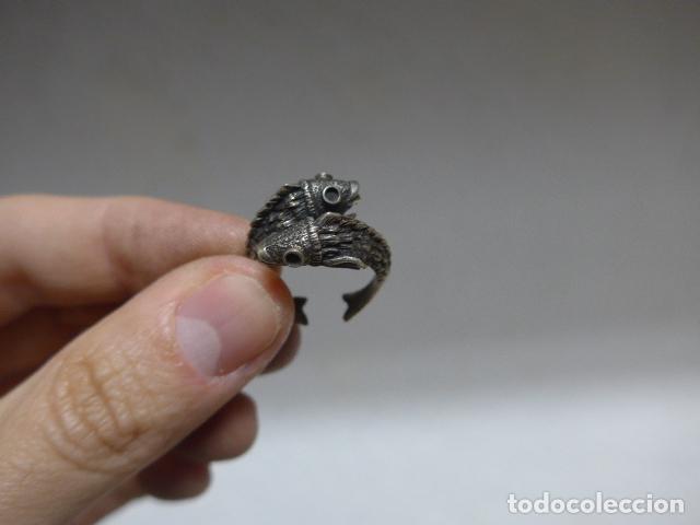 Joyeria: Antiguo anillo de plata de 2 peces, original - Foto 1