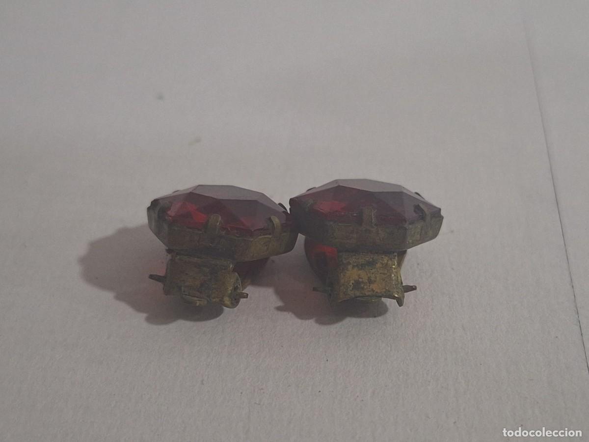Joyeria: Antiguos pendientes de lat&oacute;n y piedras - Foto 9