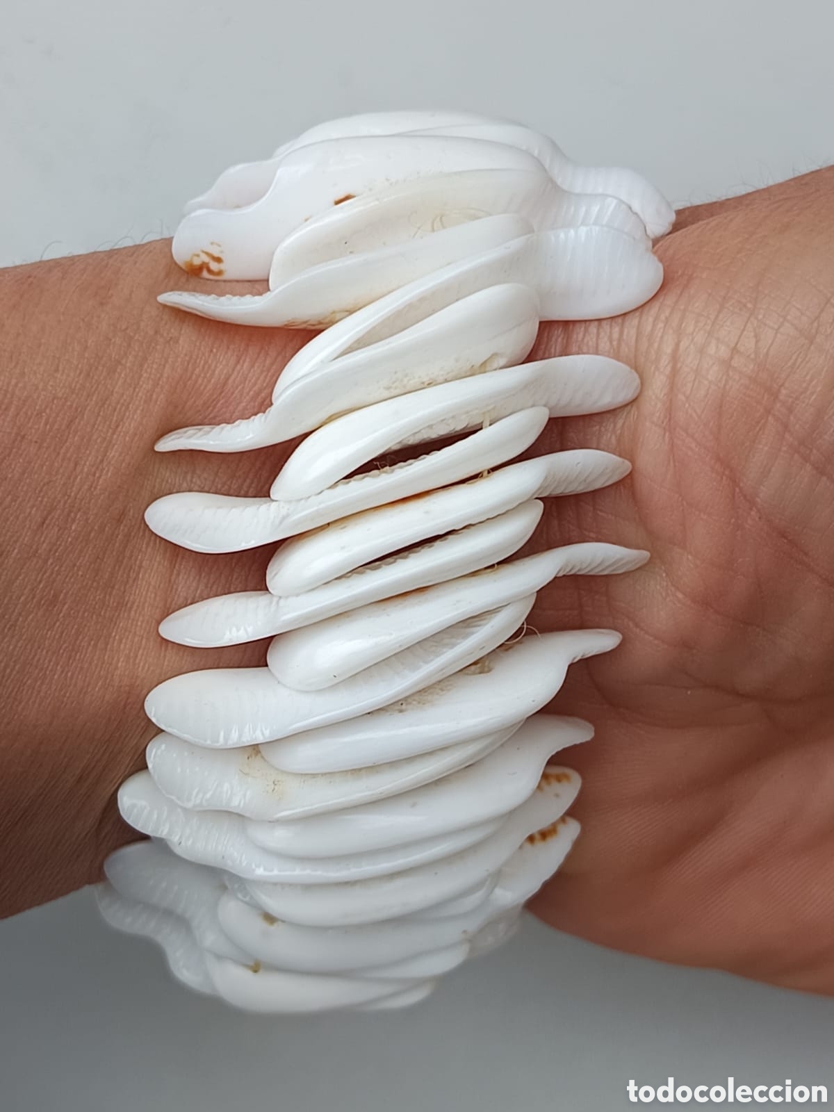Joyeria: Antigua pulsera brazalete en concha de nacar - Foto 3