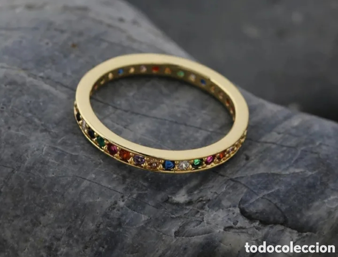 Joyeria: ELEGANTE ANILLO CON CIRCONITAS DE COLORES. REF. S4 EOS ANILLOS - Foto 1
