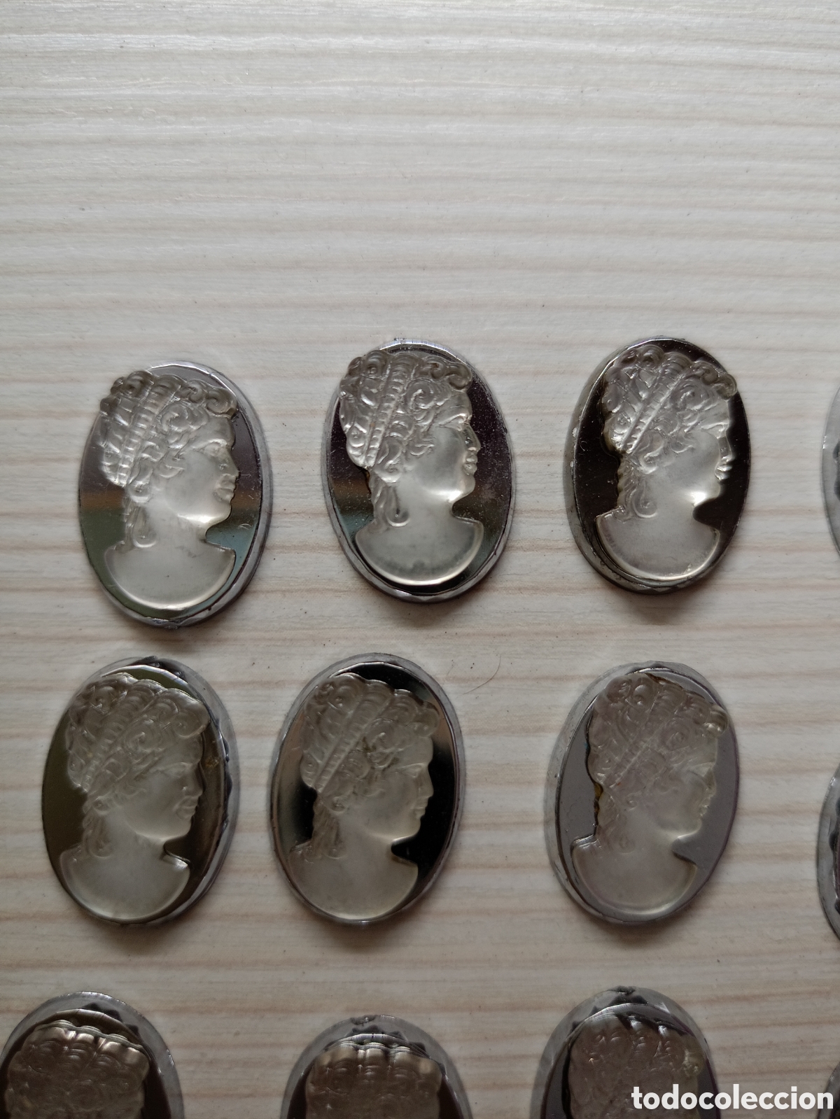 Joyeria: Lote de 12 camafeos peque&ntilde;os vintage - Foto 2