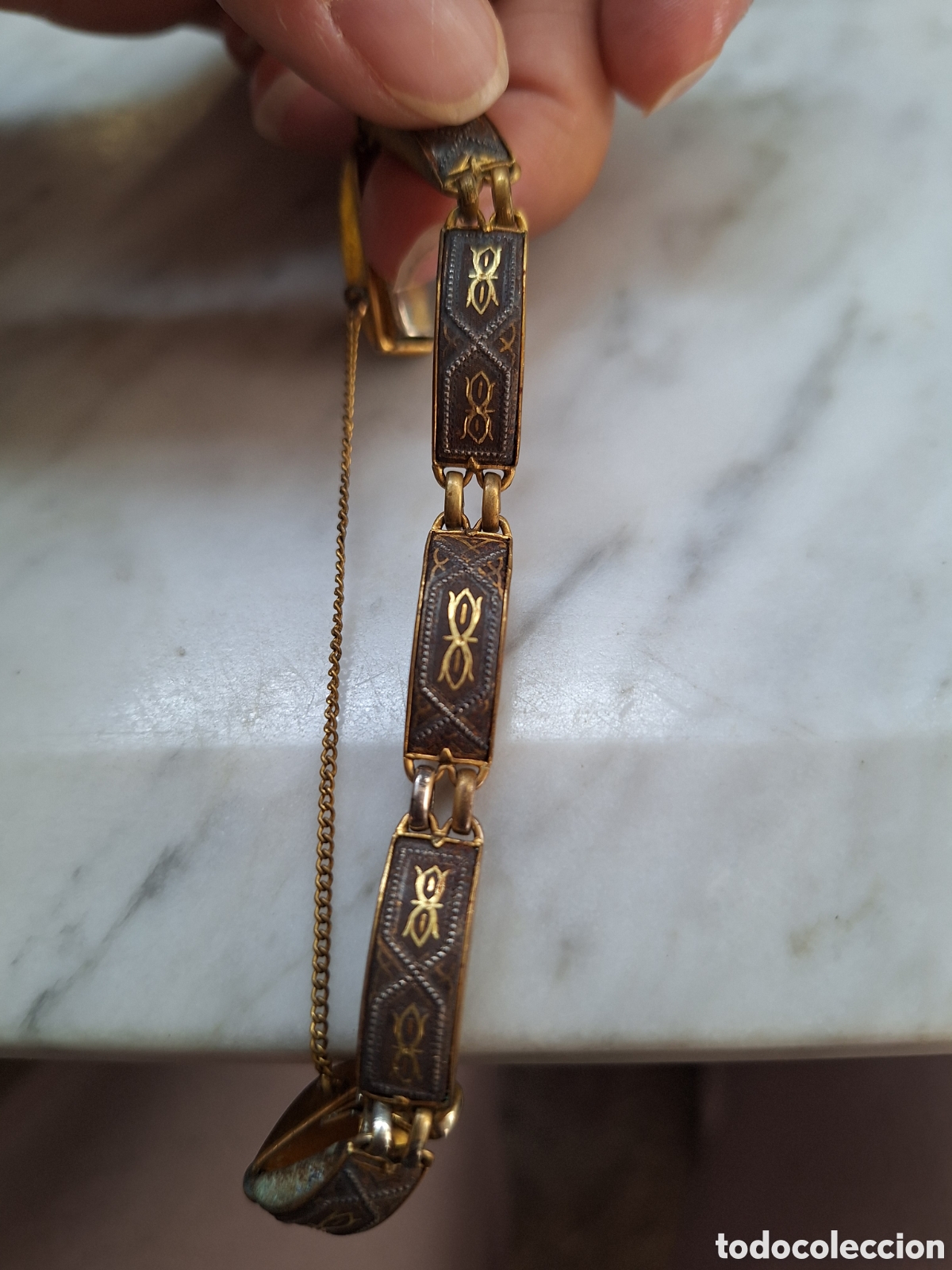 Joyeria: Pulsera dorada con cierre - Foto 2