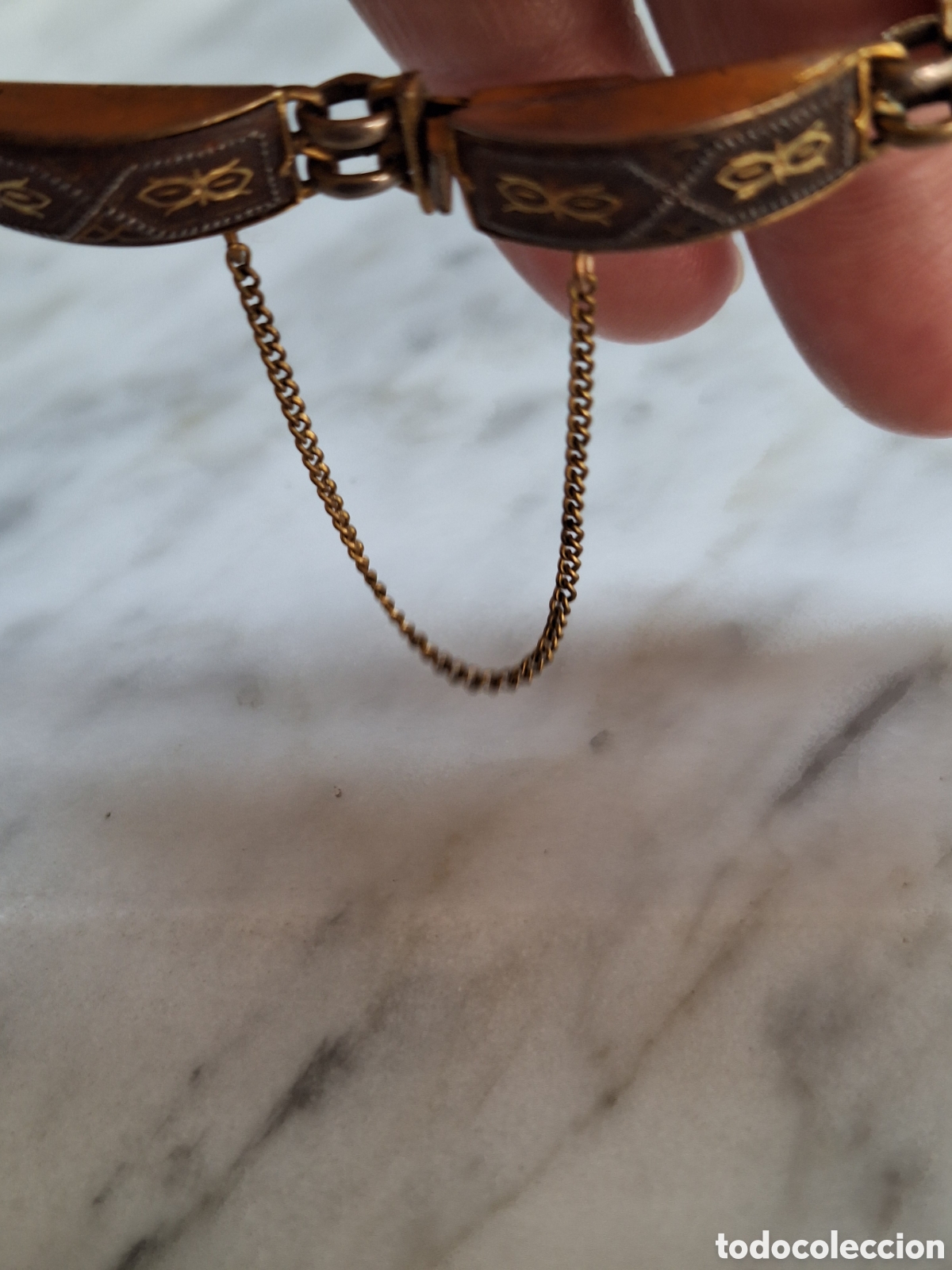 Joyeria: Pulsera dorada con cierre - Foto 3