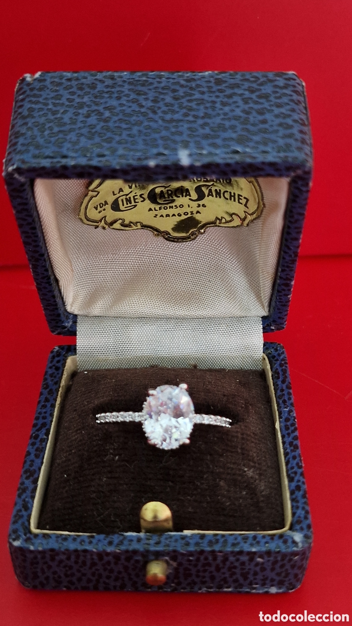 Joyeria: Delicado anillo plateado con circonitas - Foto 2