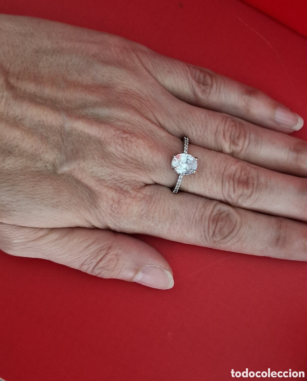 Joyeria: Delicado anillo plateado con circonitas - Foto 6